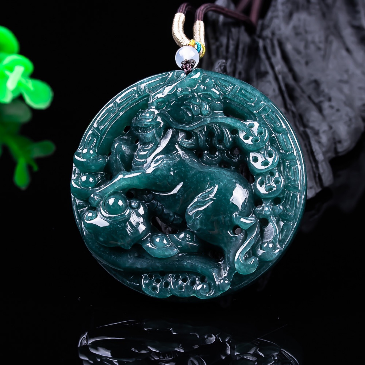 Burmese Jadeite Dragon Pendant - đánh giá và giá Vintage Women Fashion